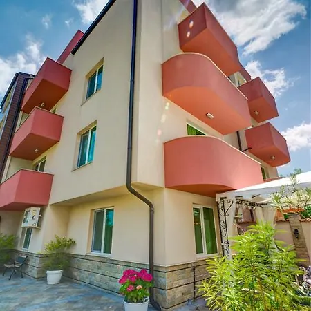 Guest house Siena House 3*