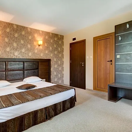 بيت ضيافة Siena House سوزوبول