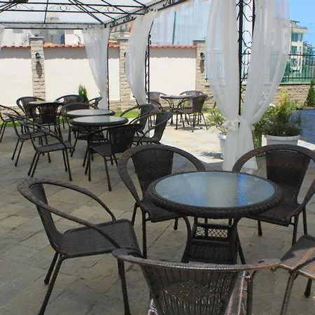 بيت ضيافة Siena House 3*