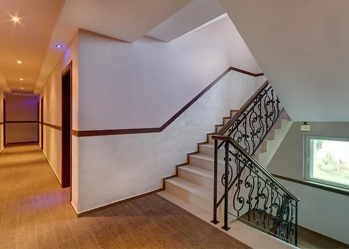 Pensiune Siena House