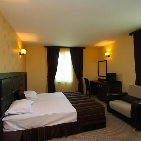 Siena House 3* 索佐波尔