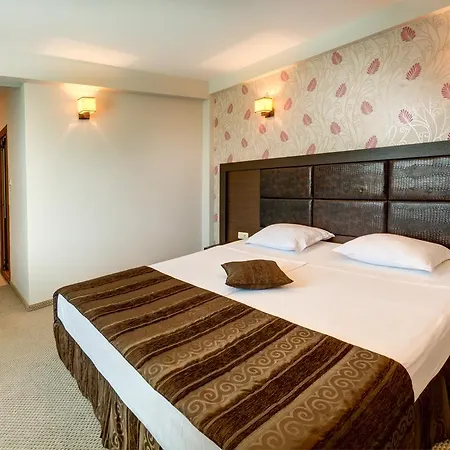 Siena House 索佐波尔