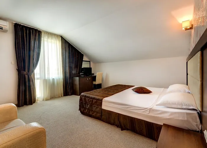 Siena House ソゾポル