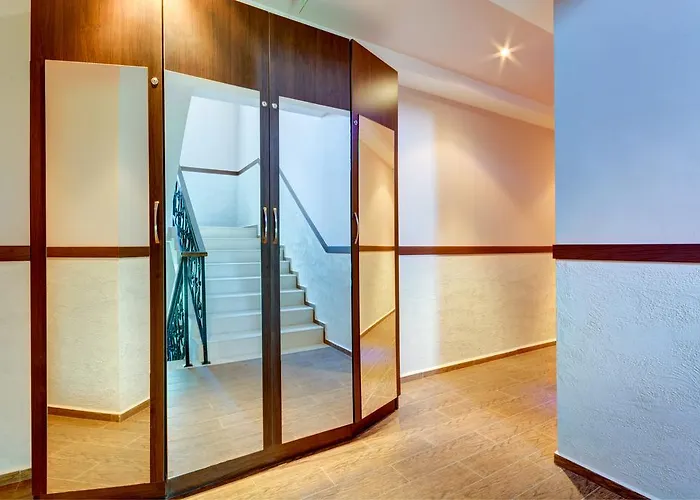 Къща за гости Siena House Созопол