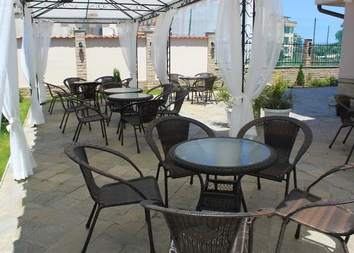 Къща за гости Siena House 3*